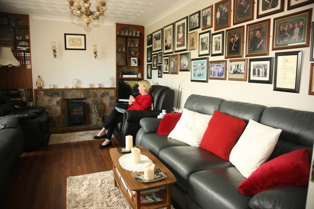 Torine House 27/50