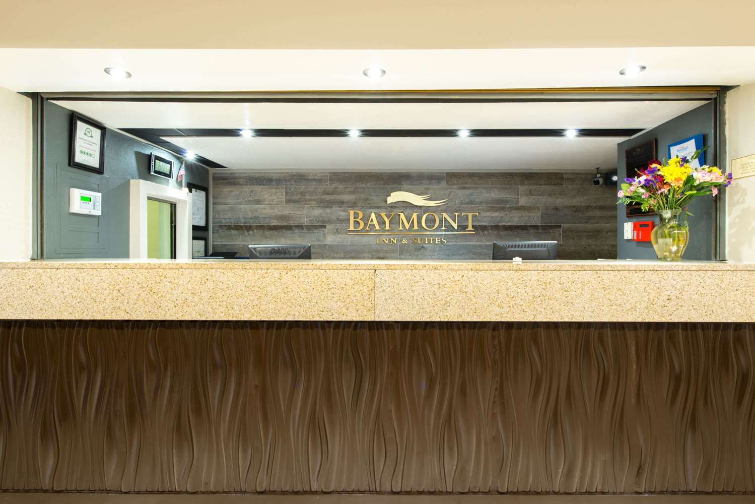 Baymont By Wyndham Louisville East 4/38