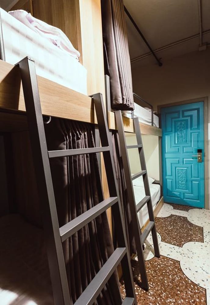 Merge Hostel in BANGKOK