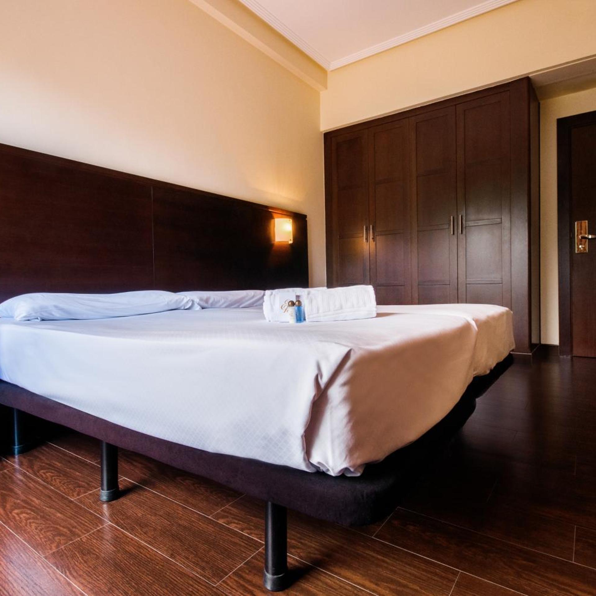 Euba Hotel 14/50