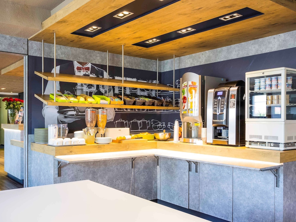 Ibis Budget Pau Est 6/71