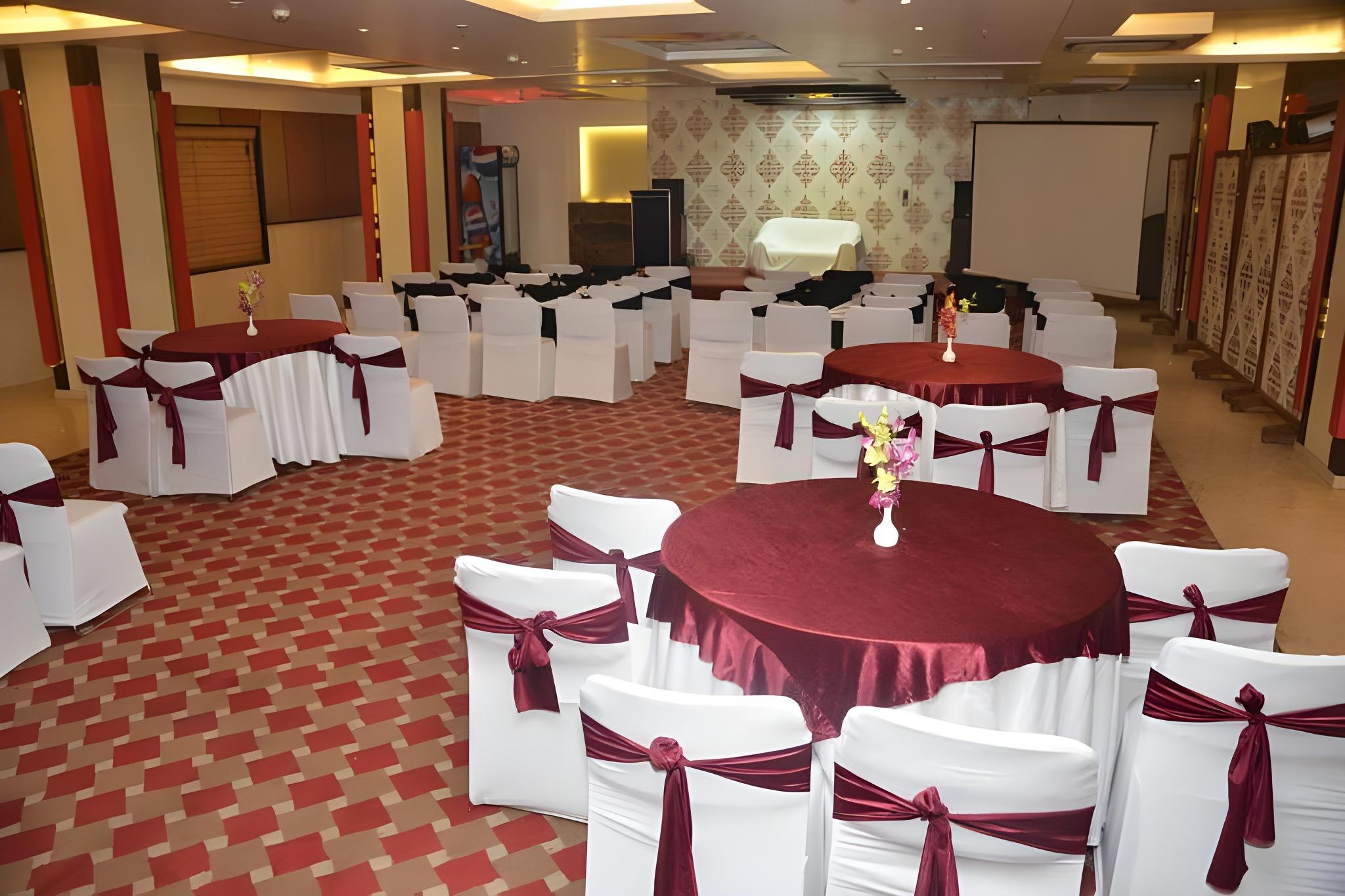 Hotel Royale Ambience 25/32