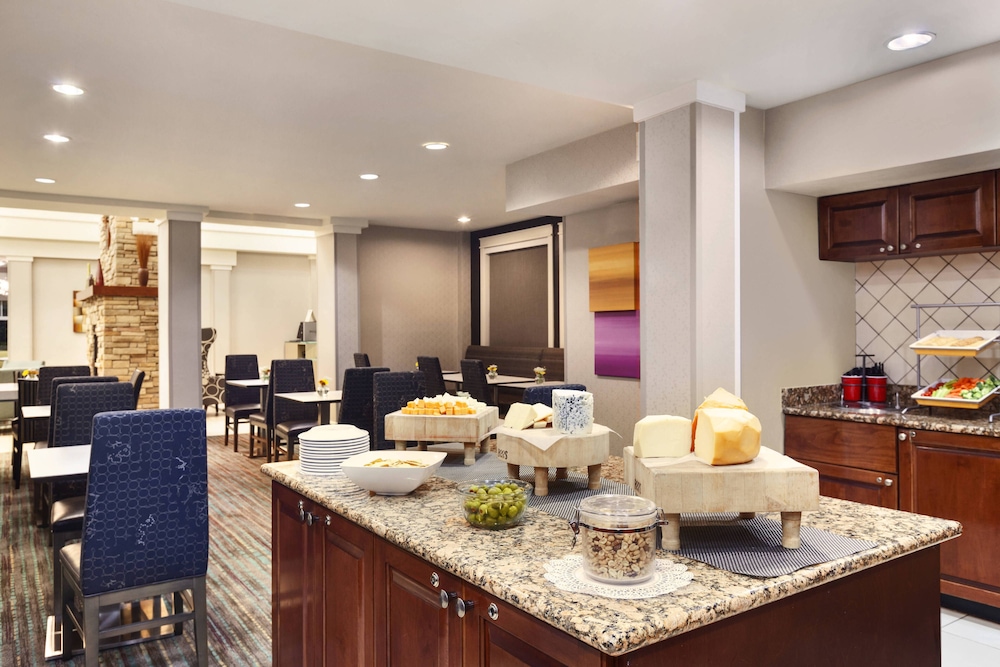 Residence Inn Greensboro Airport 36/51