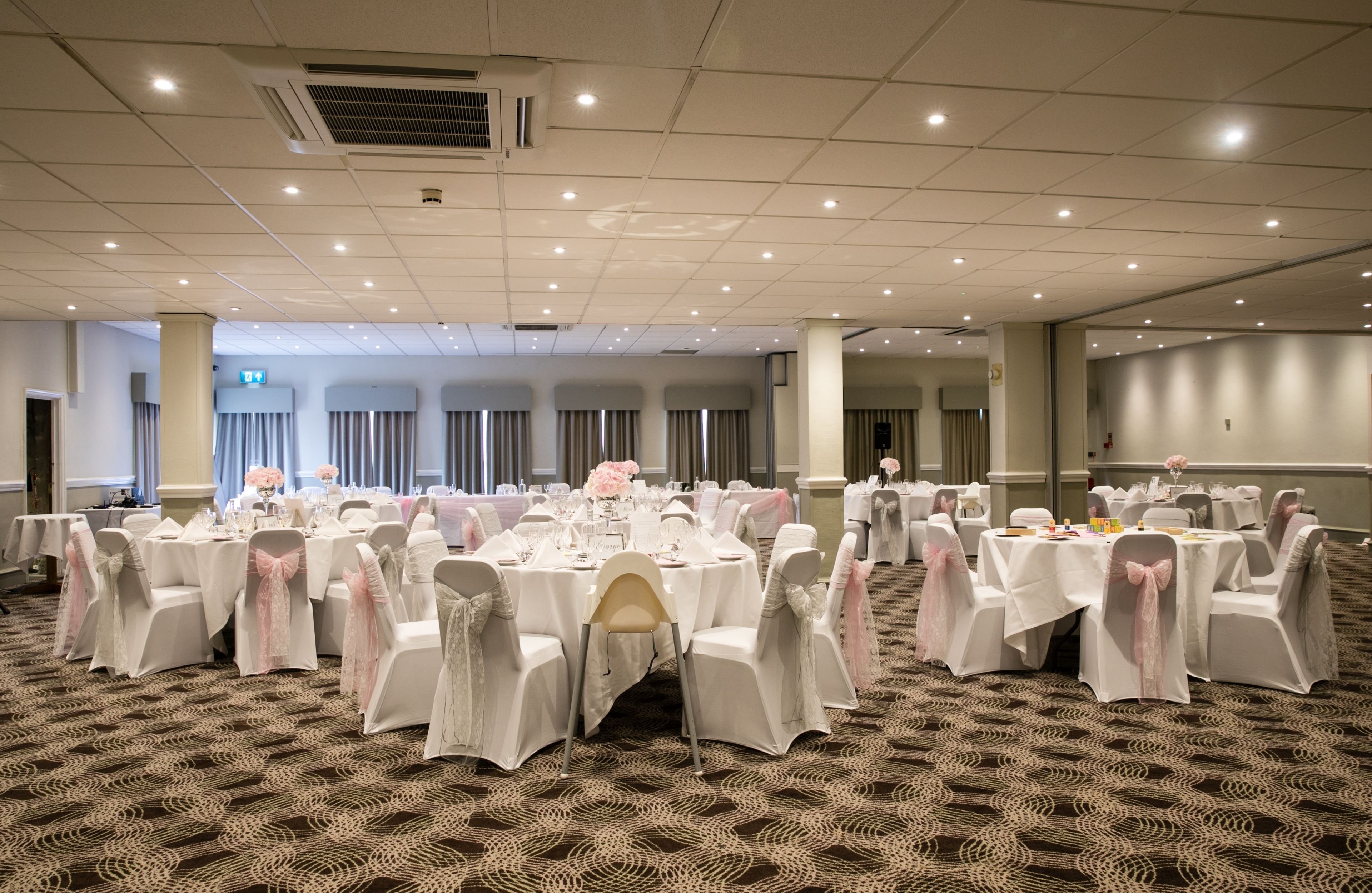 Holiday Inn Leeds Garforth 48/49