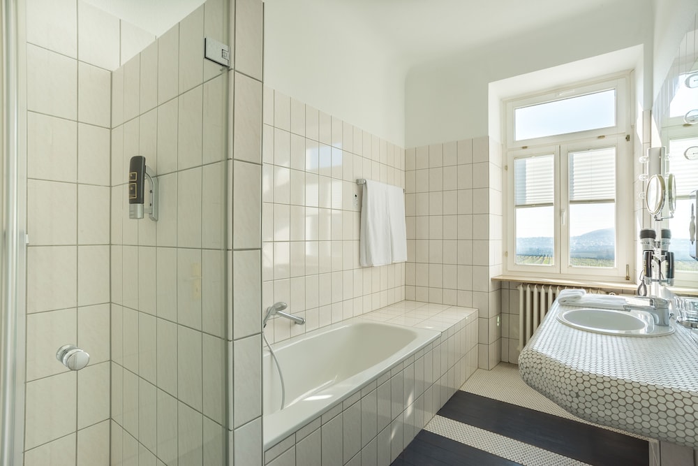 Halbersbacher. Hotel Annaberg 47/50