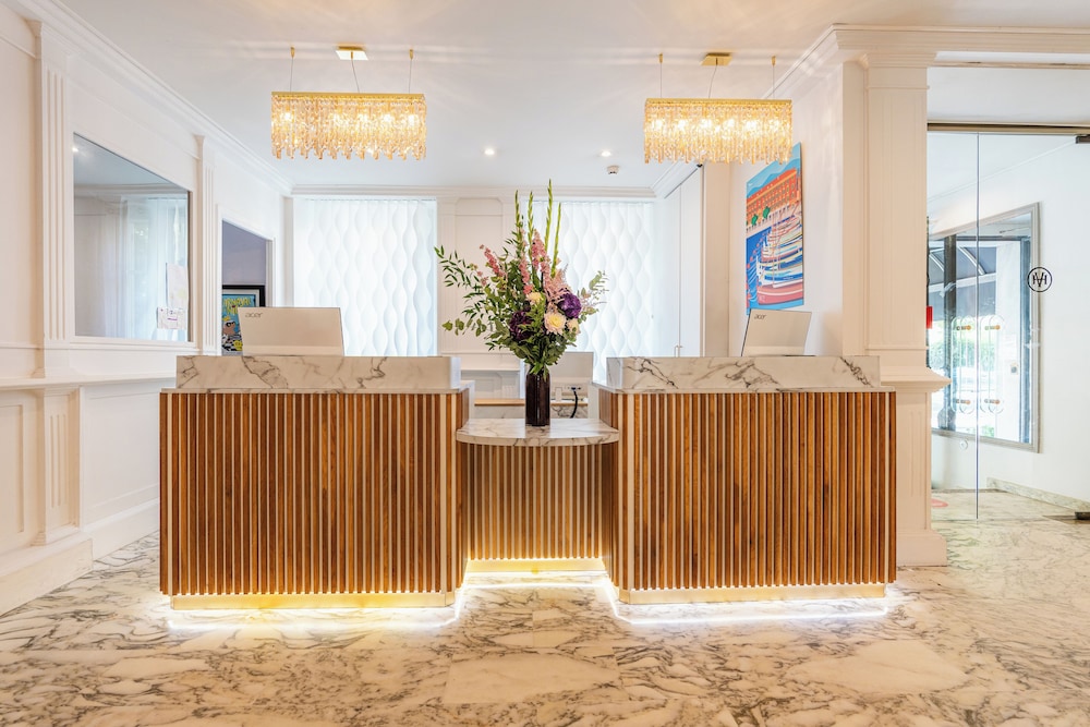 lobby