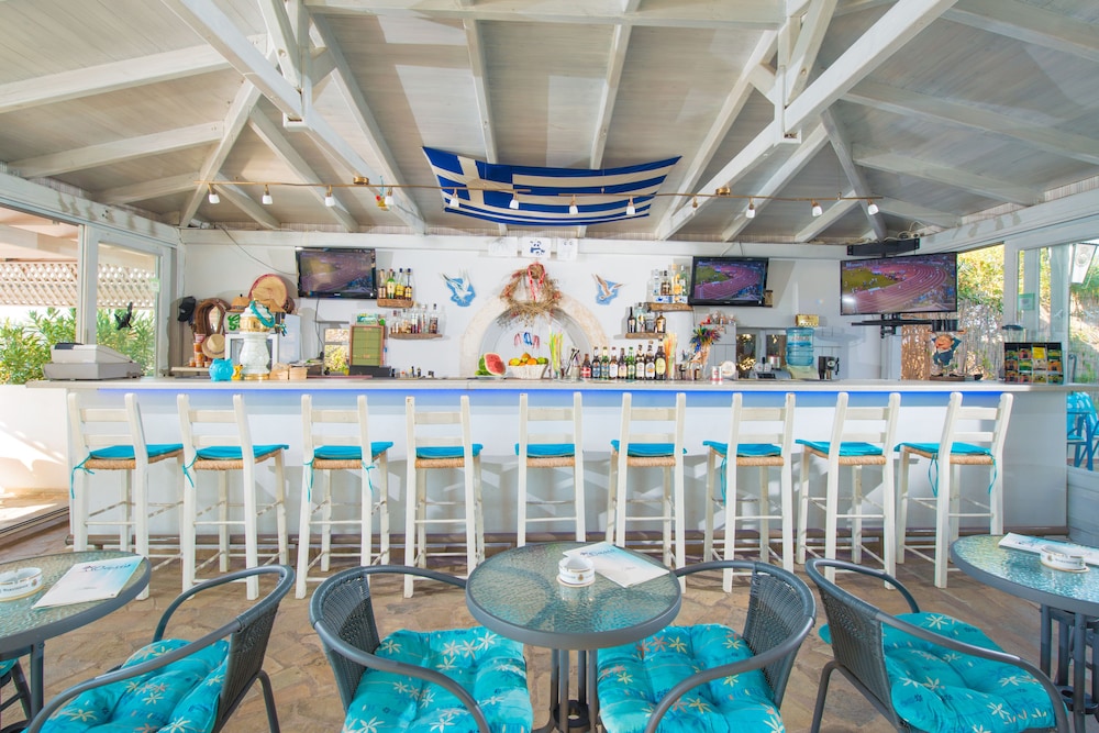 Oasis Beach Hotel - Adult Only 28/50