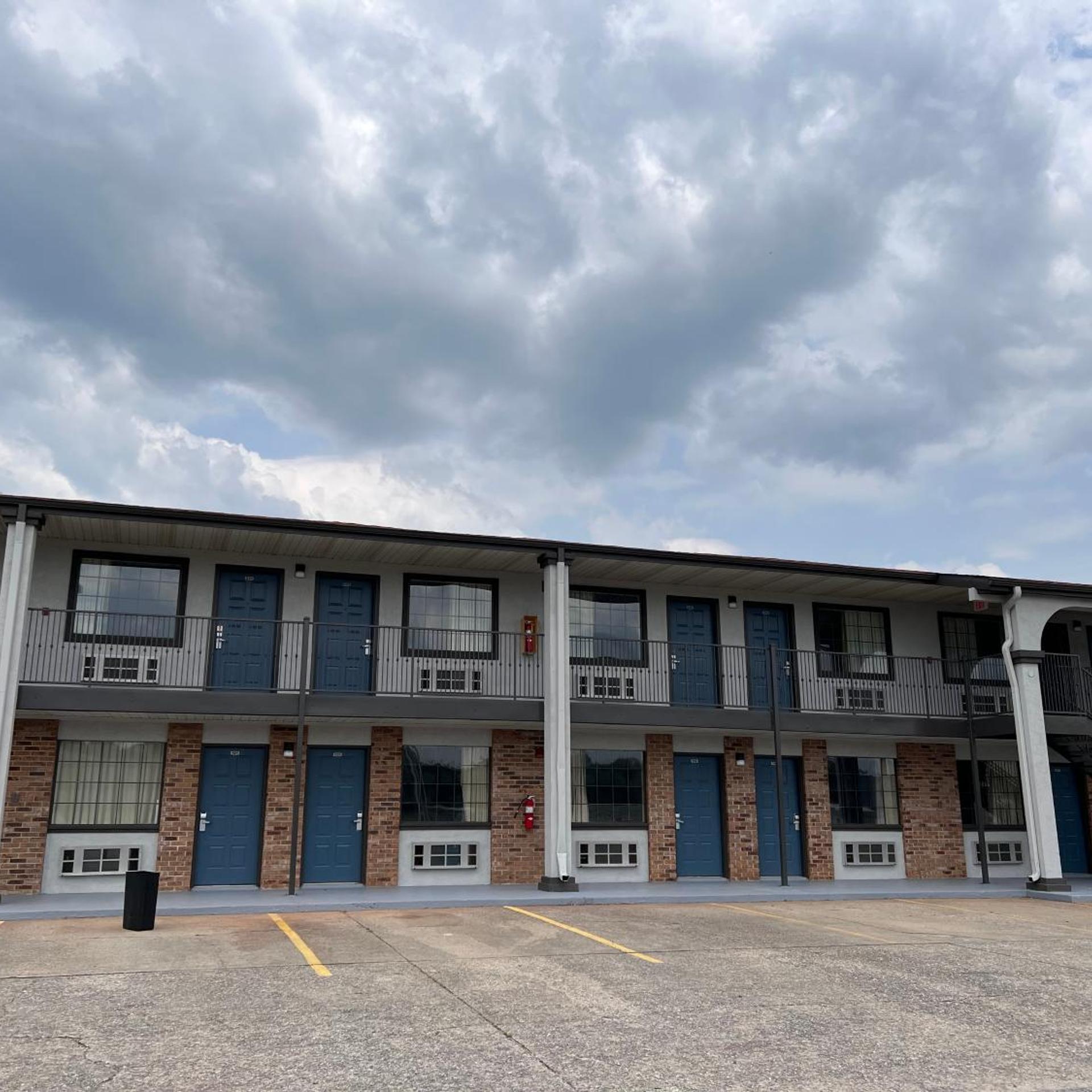 Americas Best Value Inn Blue Ridge 2/23