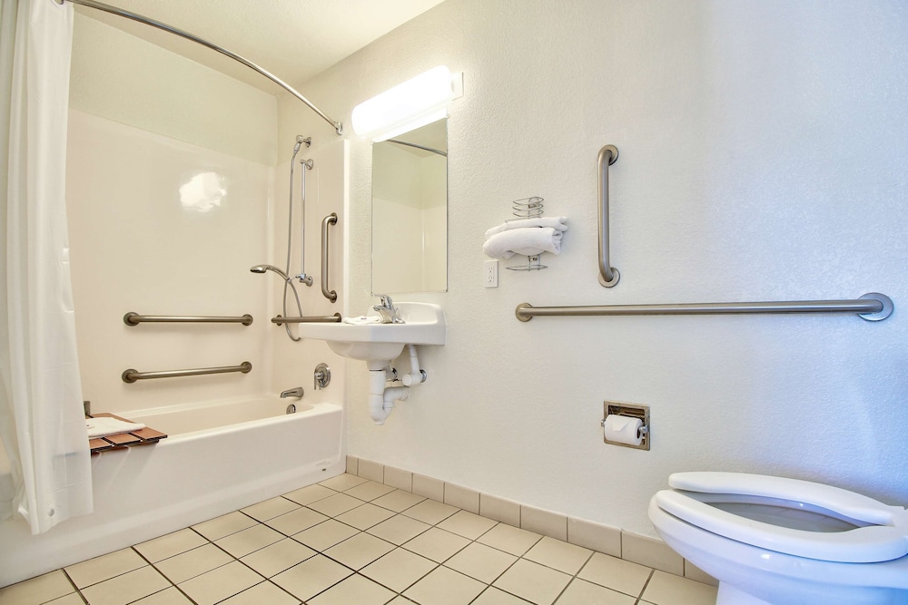 Motel6 Nogales, AZ - Mariposa Road 31/31