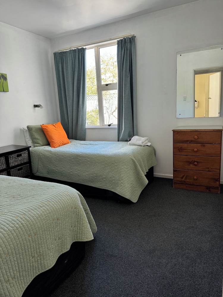 2 BEDROOMS, FAMILY, APARTMENT