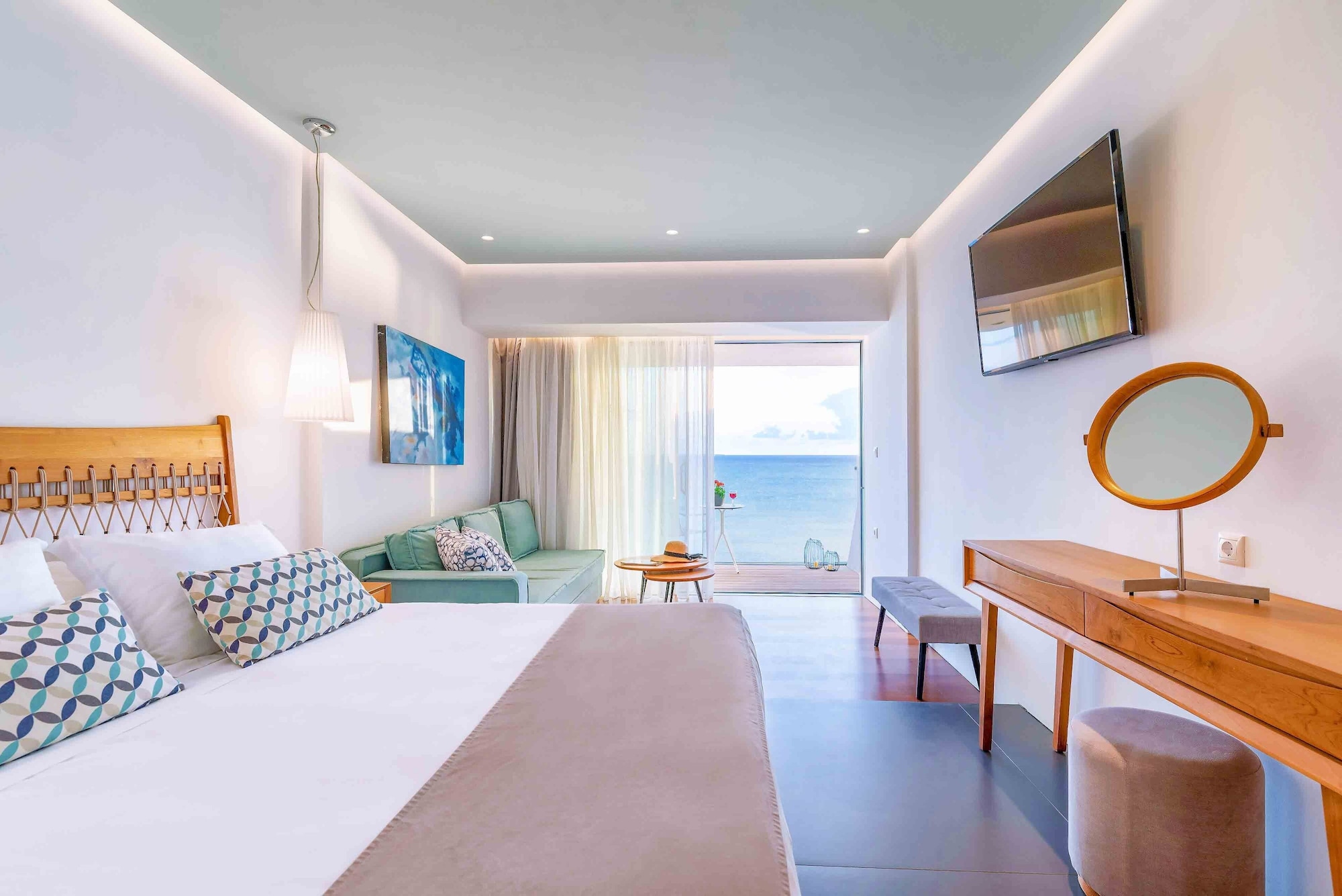 SUPERIOR, SUITE, SEA VIEW