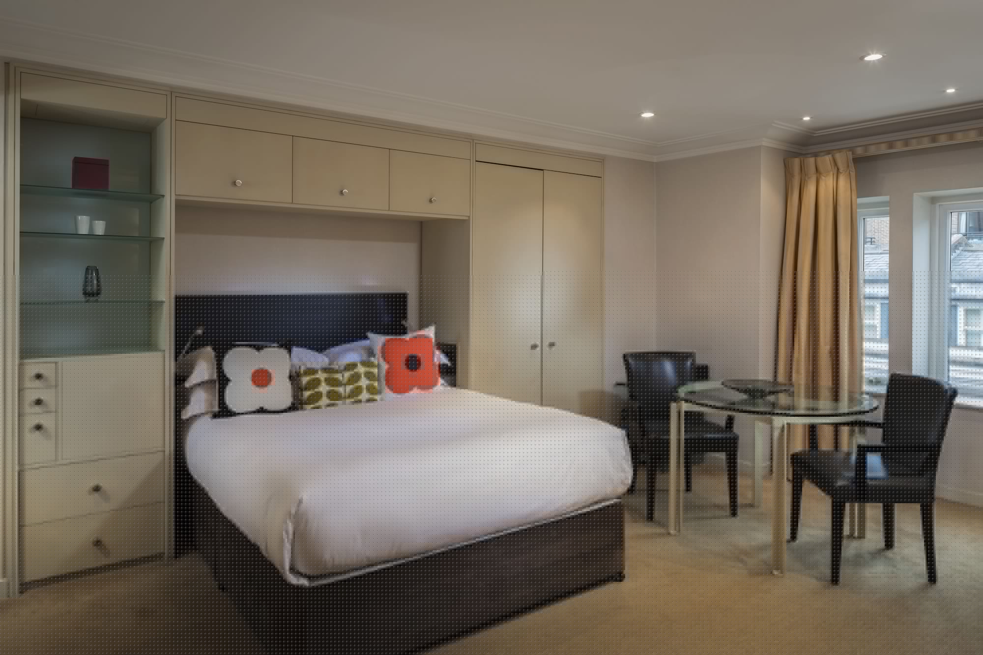 Luxury One Bedroom Apartment Sofa Bed