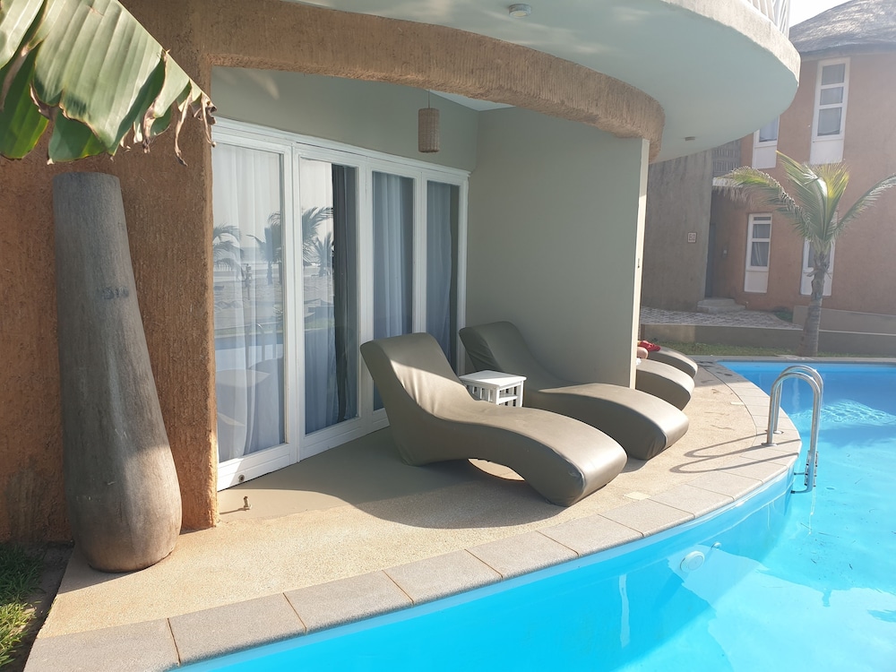 Balafon Beach Resort 12/74