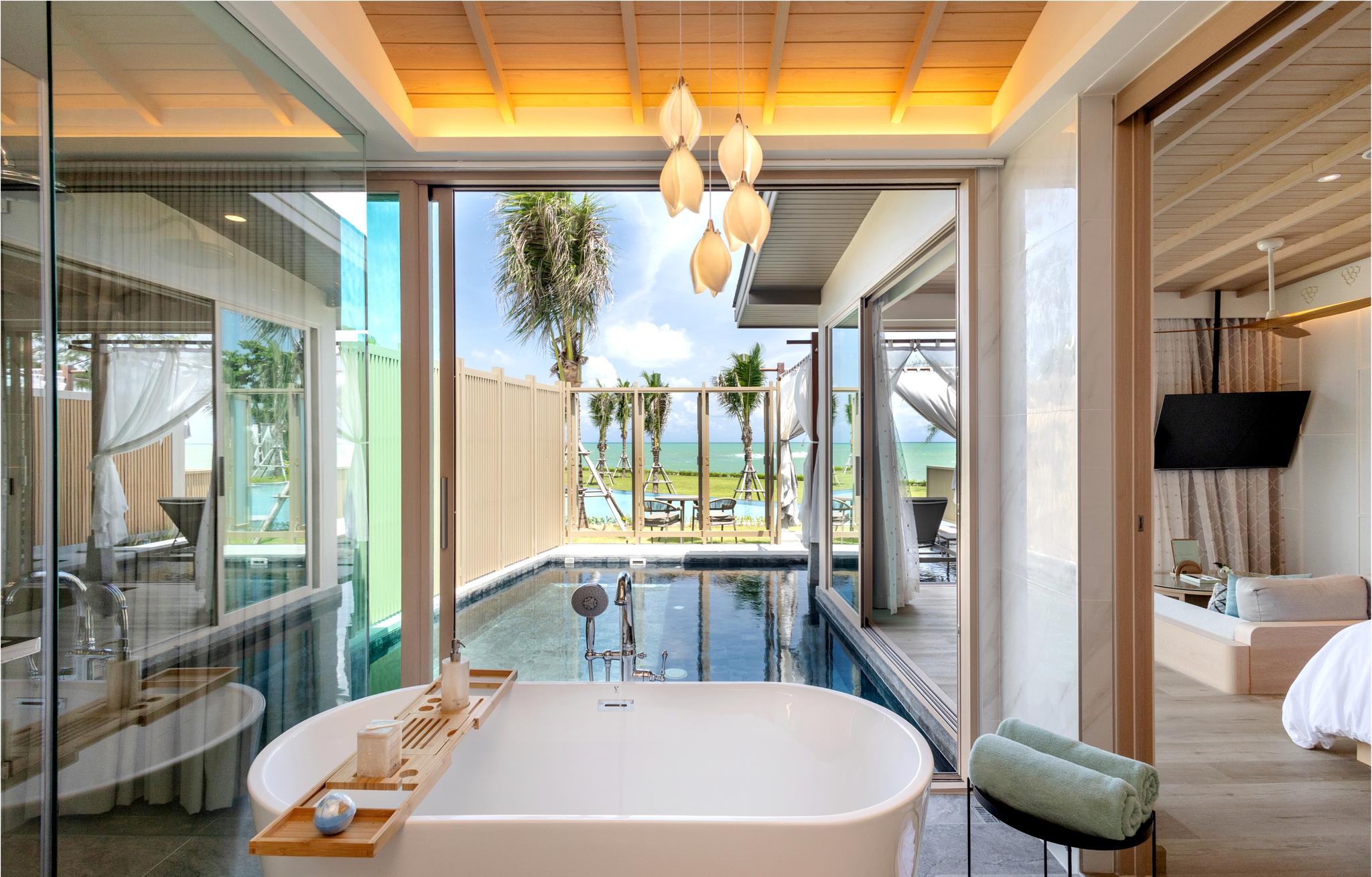 Pool, Villa, Double Bed, Sea Front, Adult Only