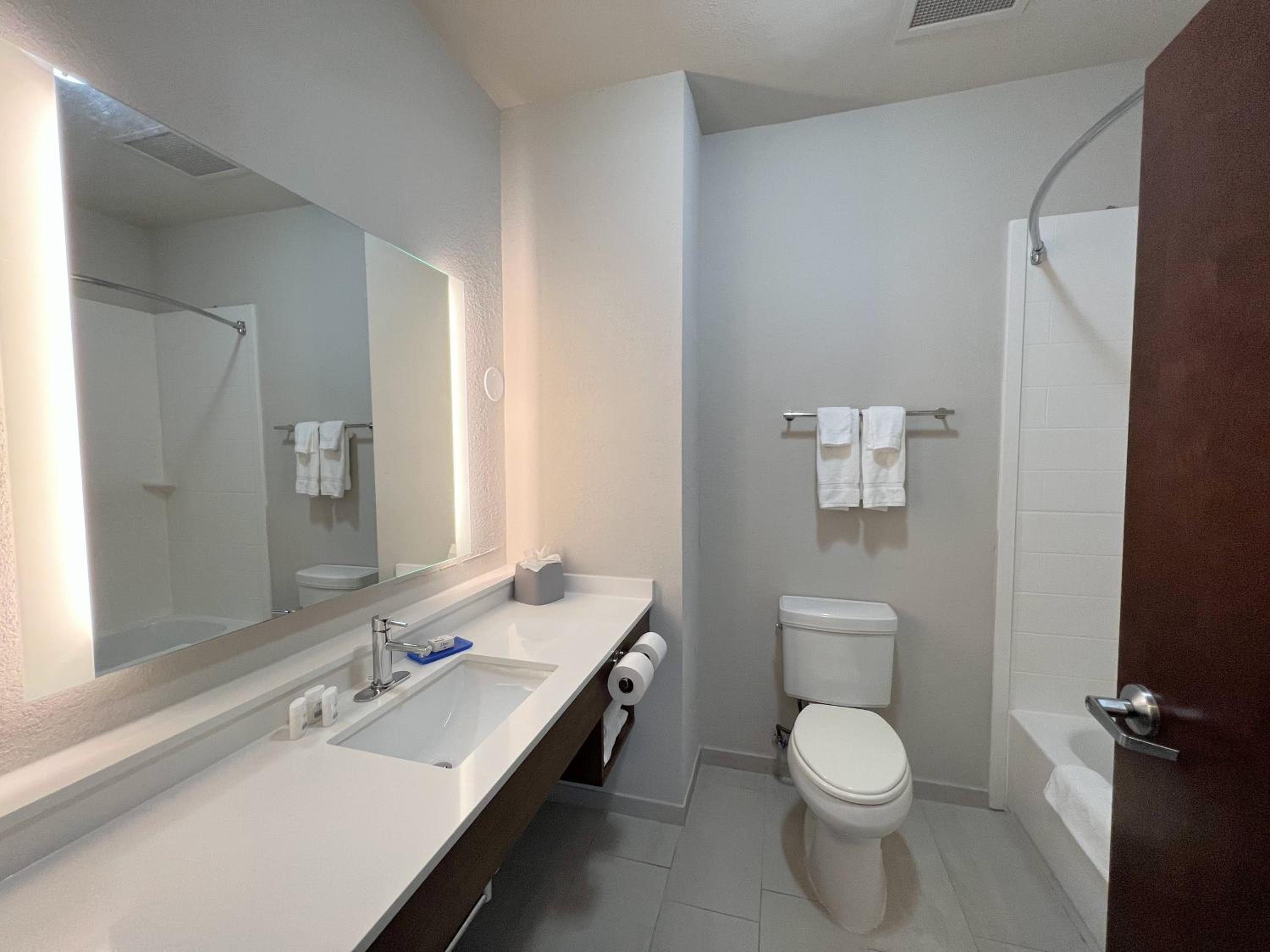 suite, 2 queen beds