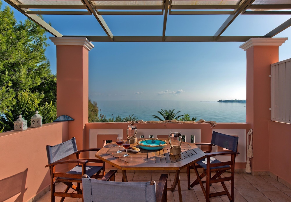 Calypso Villas Zakynthos 36/50