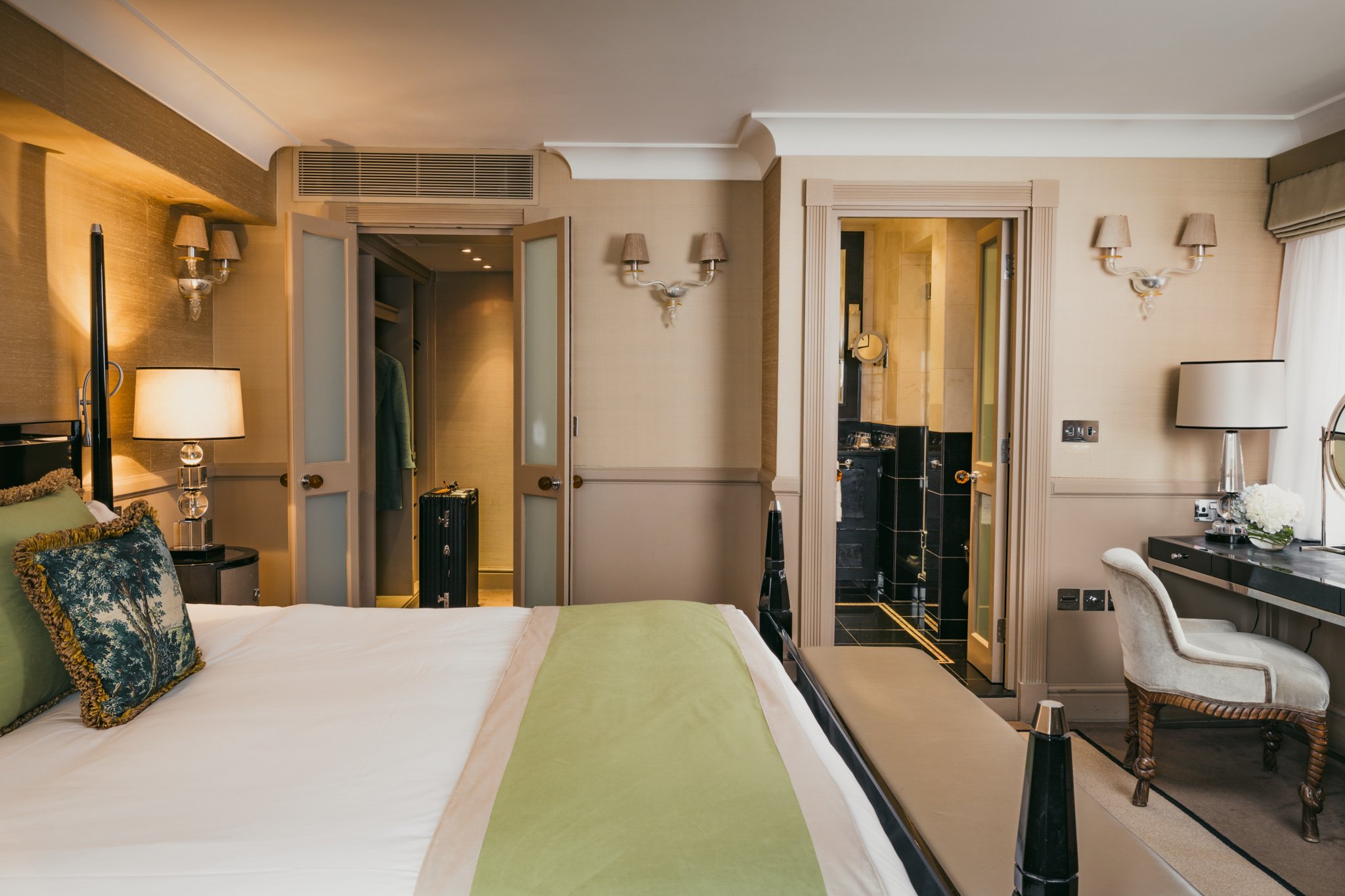 Althoff St James's Hotel and Club London 25/65