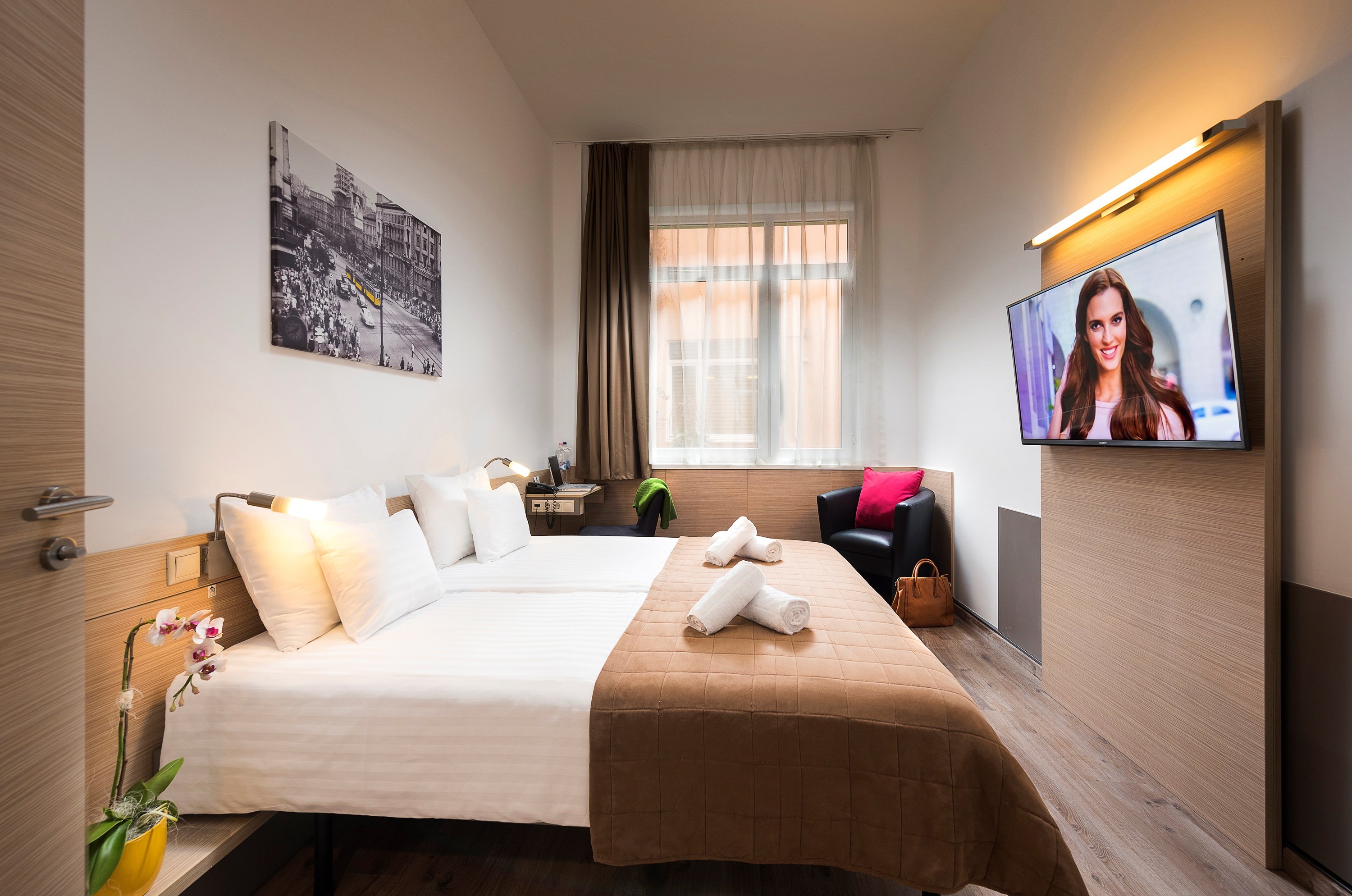 Bo18 Hotel 17/66