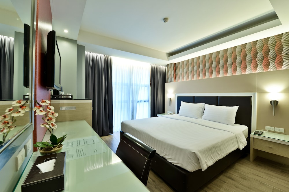 Prestige Suites 15/42