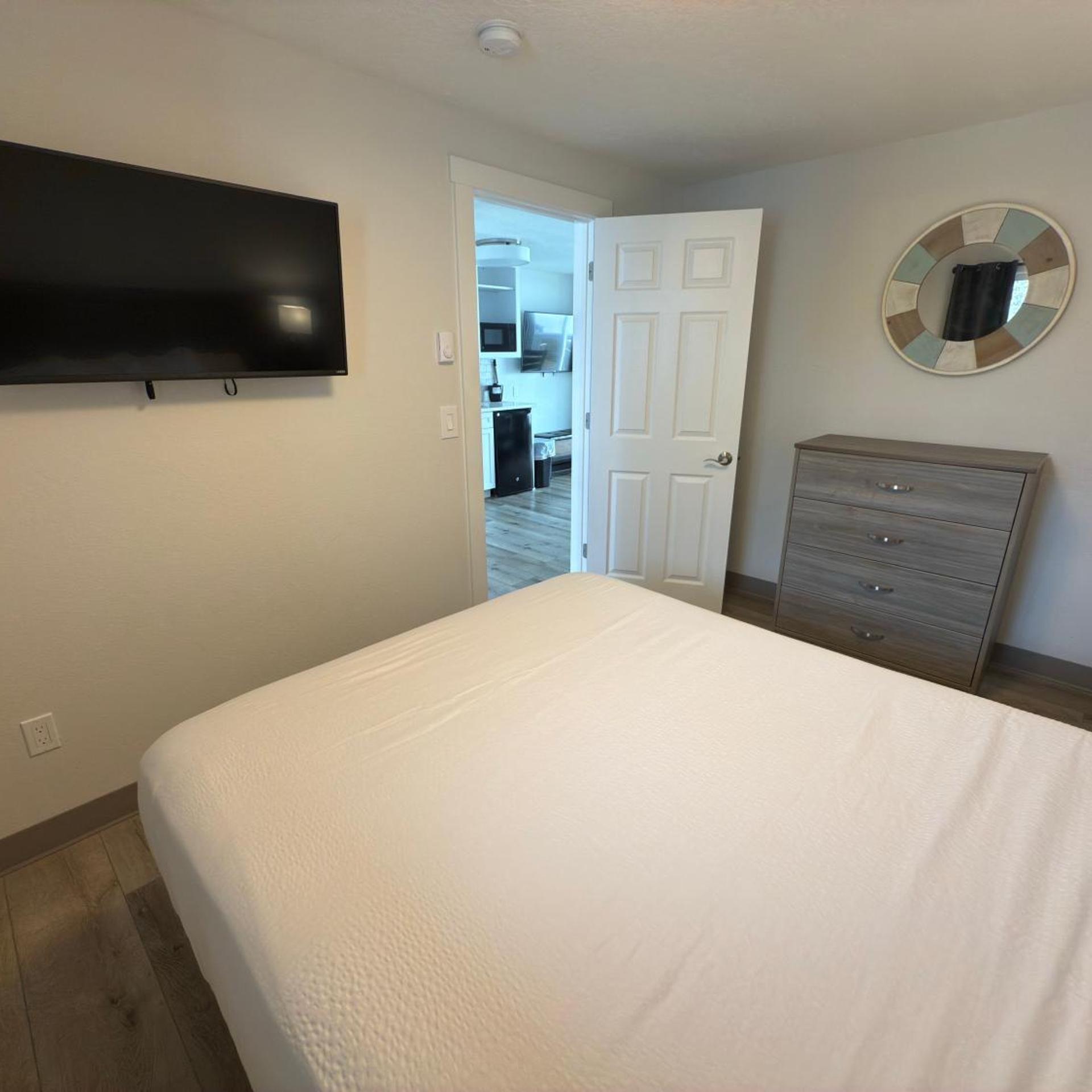 West Beach Suites 9/50