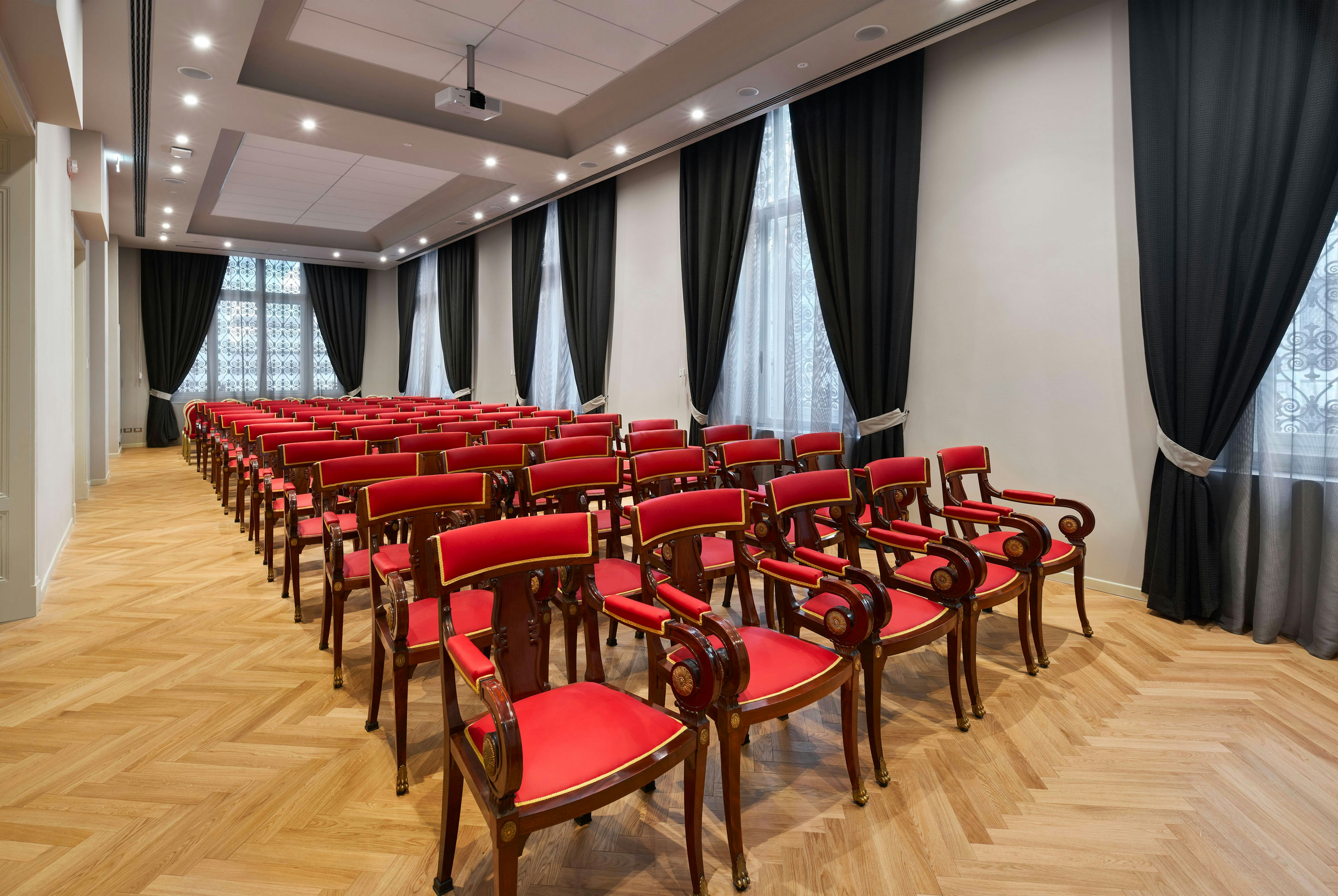 Doubletree By Hilton Trieste 84/87