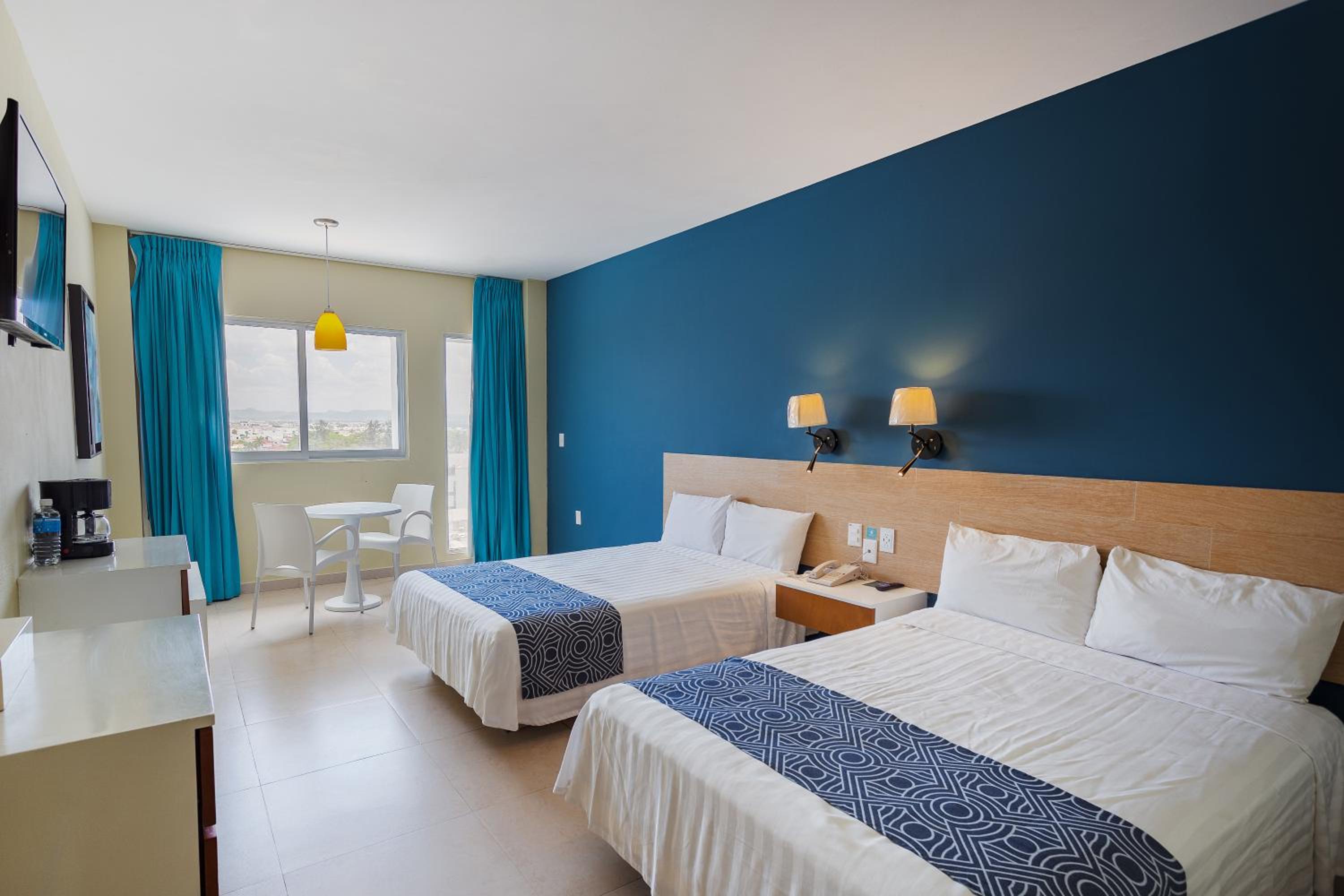 غرفة بسريرين مزدوجين بإطلالة على المدينة، Oceano Palace Beach Hotel 4/10