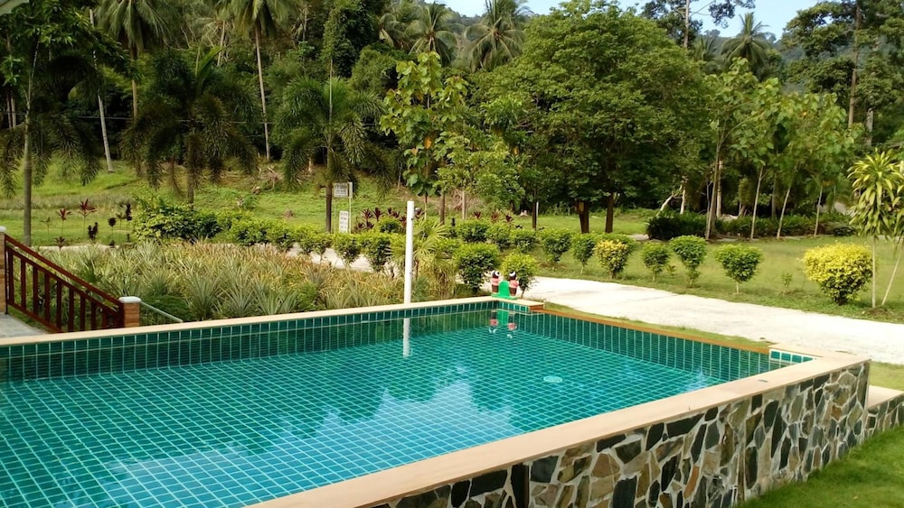 Tara Resort Samui 42/44