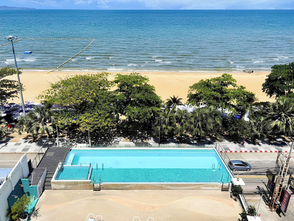 Jomtien Hisotel 57/62