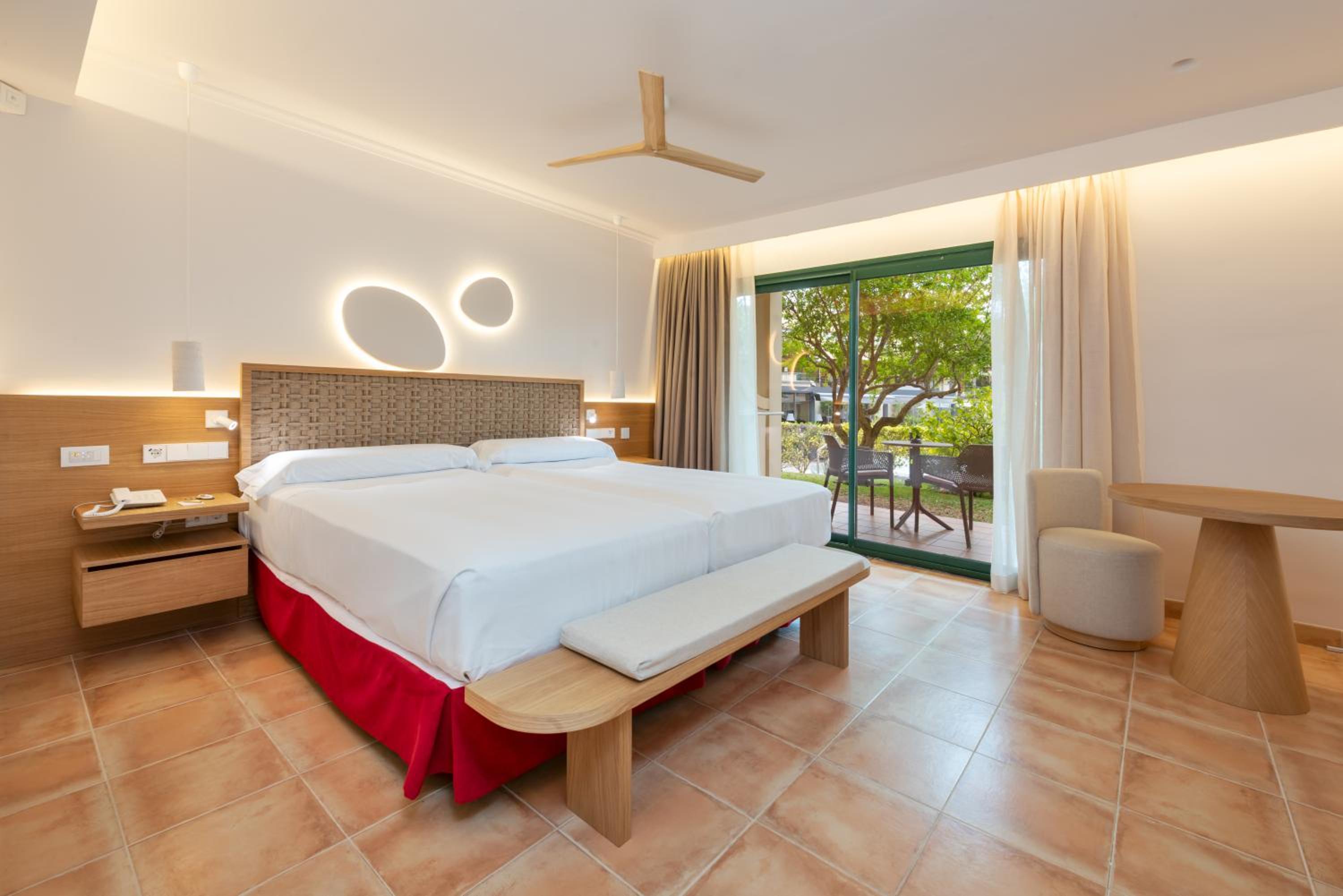 جناح سوبيريور بإطلالة على المسبح، Valentin Star Menorca - Adults Only 3/8