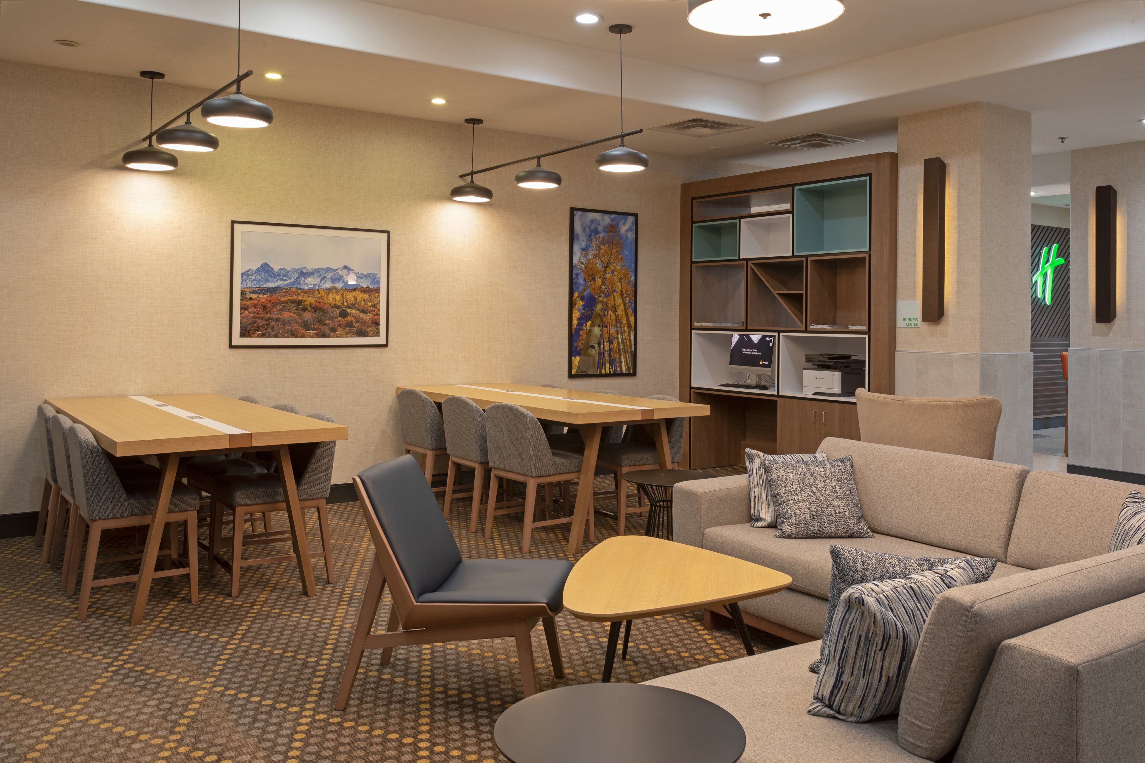 Holiday Inn & Suites Durango Downtown 26/57