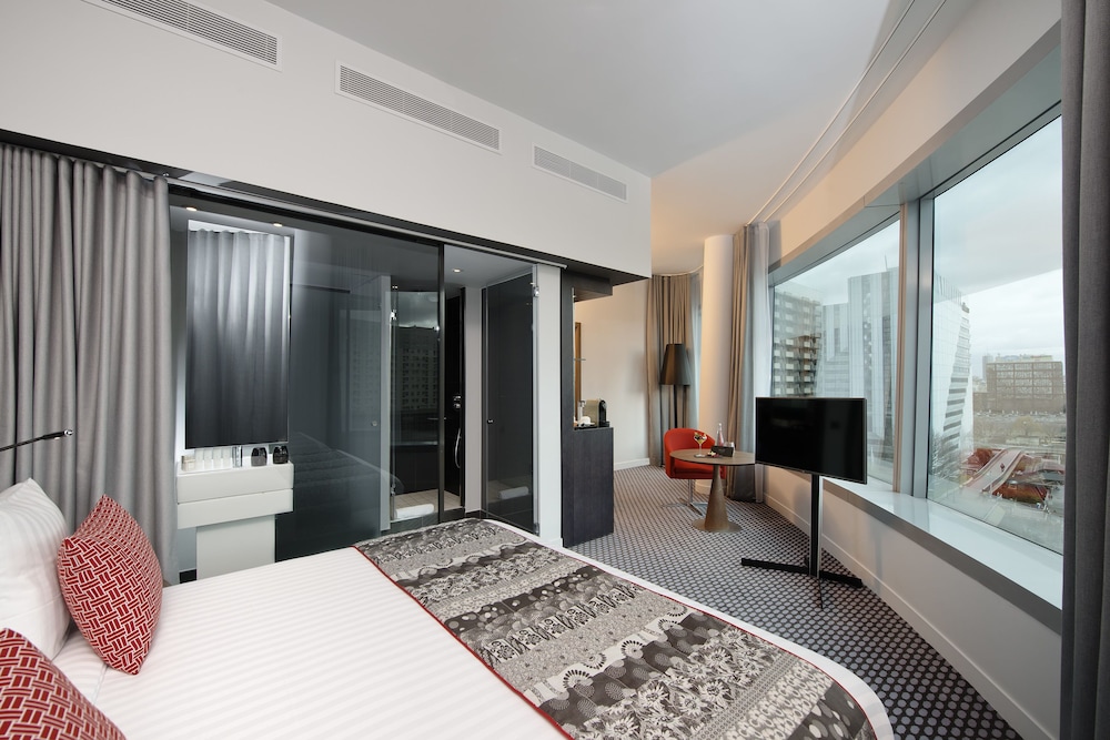 Melia Paris La Defense 30/73
