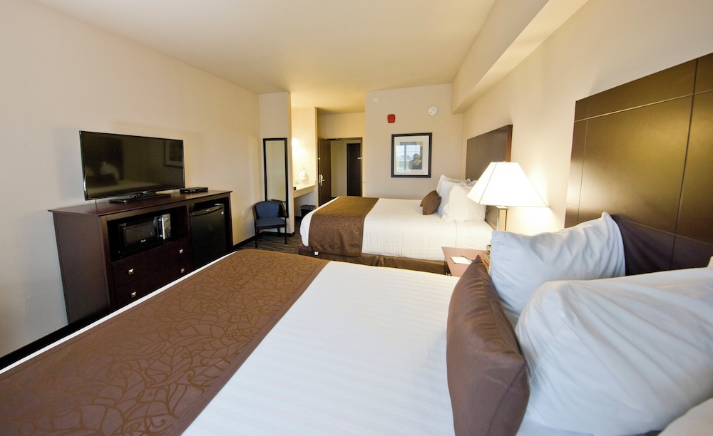 Cobblestone Inn & Suites - Boone 4/50