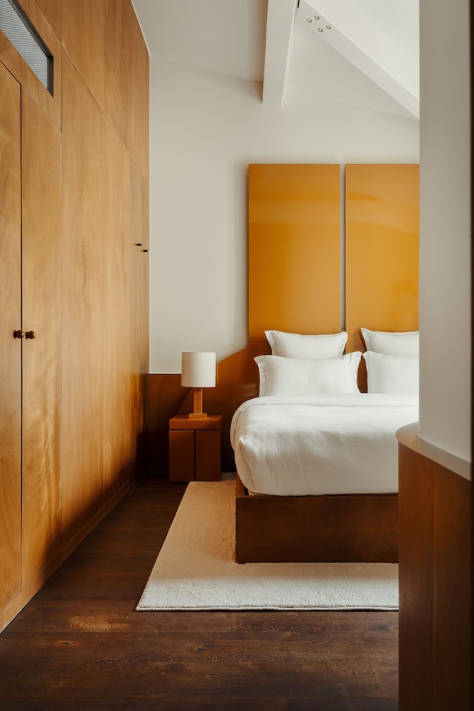 Edgar Suites Bouchardon 5/28