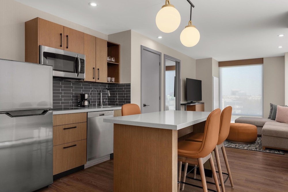 Hyatt House Mississauga Airport Corporate Centre 24/44