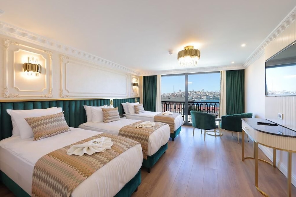 Golden Horn Bosphorus Hotel 34/64
