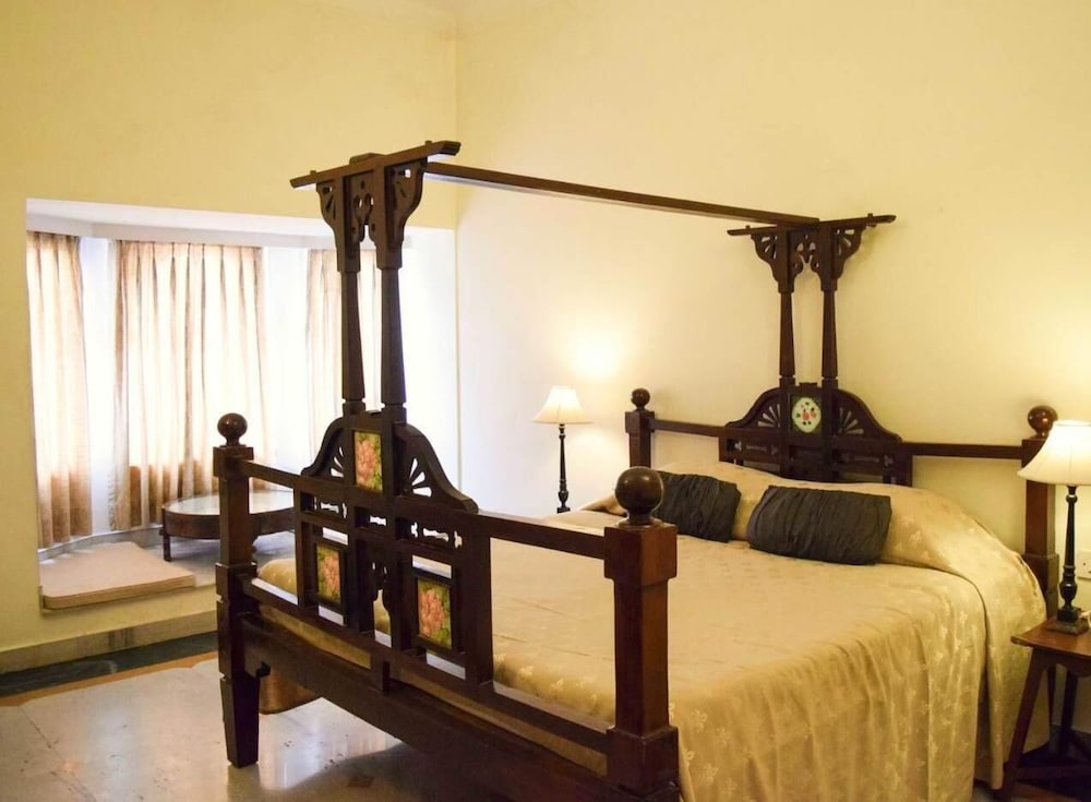 Ram Pratap Palace 32/60