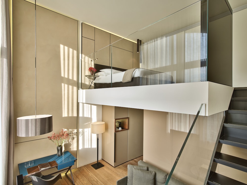 Mandarin Oriental Conservatorium, Amsterdam 76/83