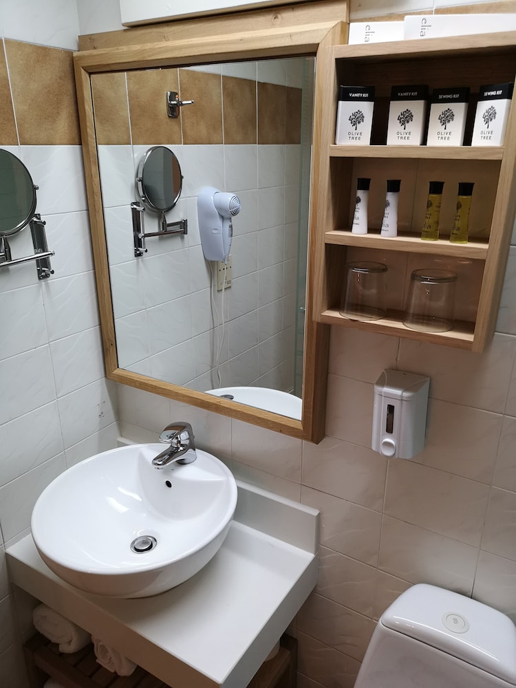 Elmi Suites 54/55