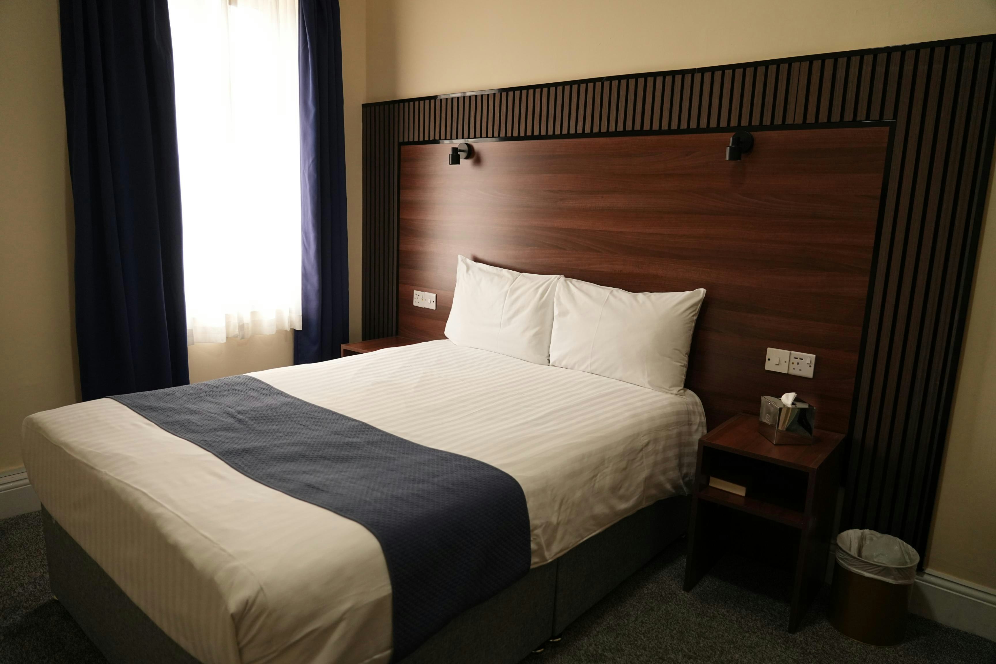 The Continental Hotel, Derby 22/64