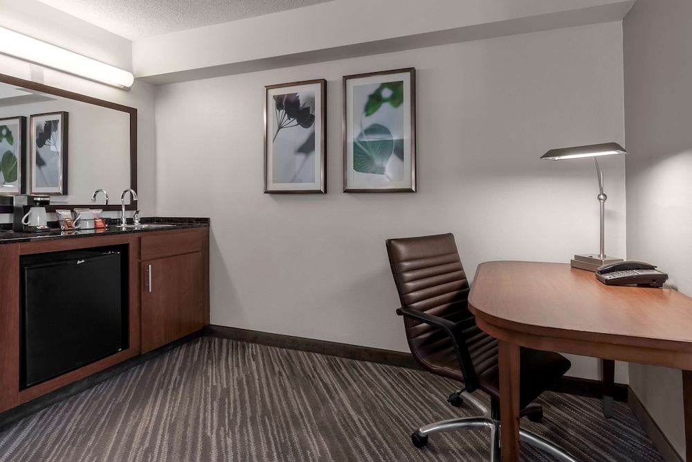 Hyatt Place Richmond/Arboretum 32/35