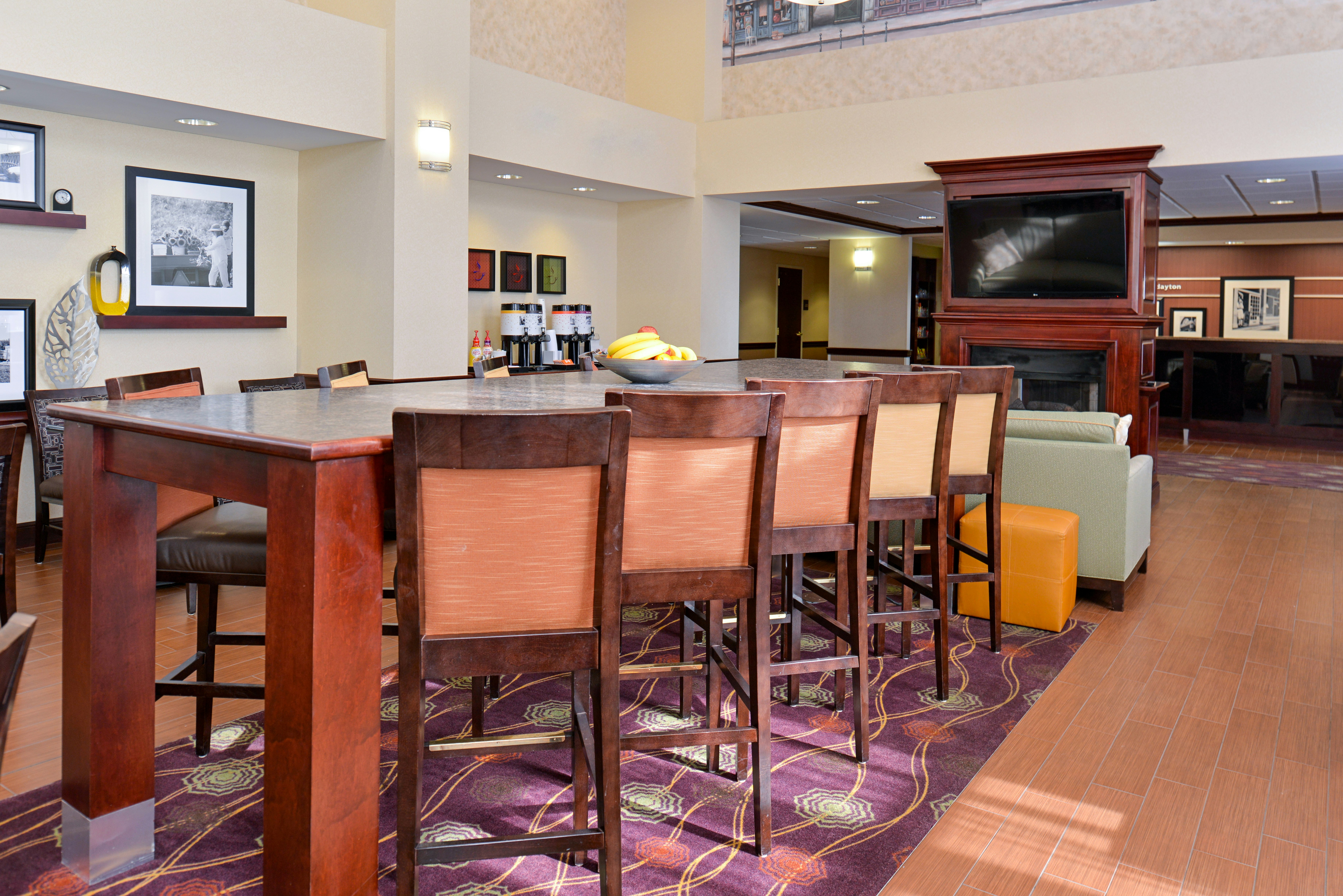 Hampton Inn Suites Dayton Vandalia 41/68