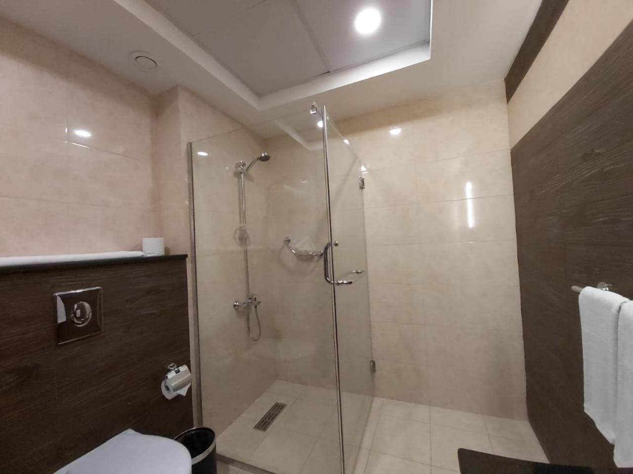 Basrah International Airport Hotel 76/76
