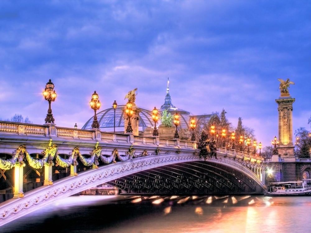 Vip Paris Yacht Hotel 38/50