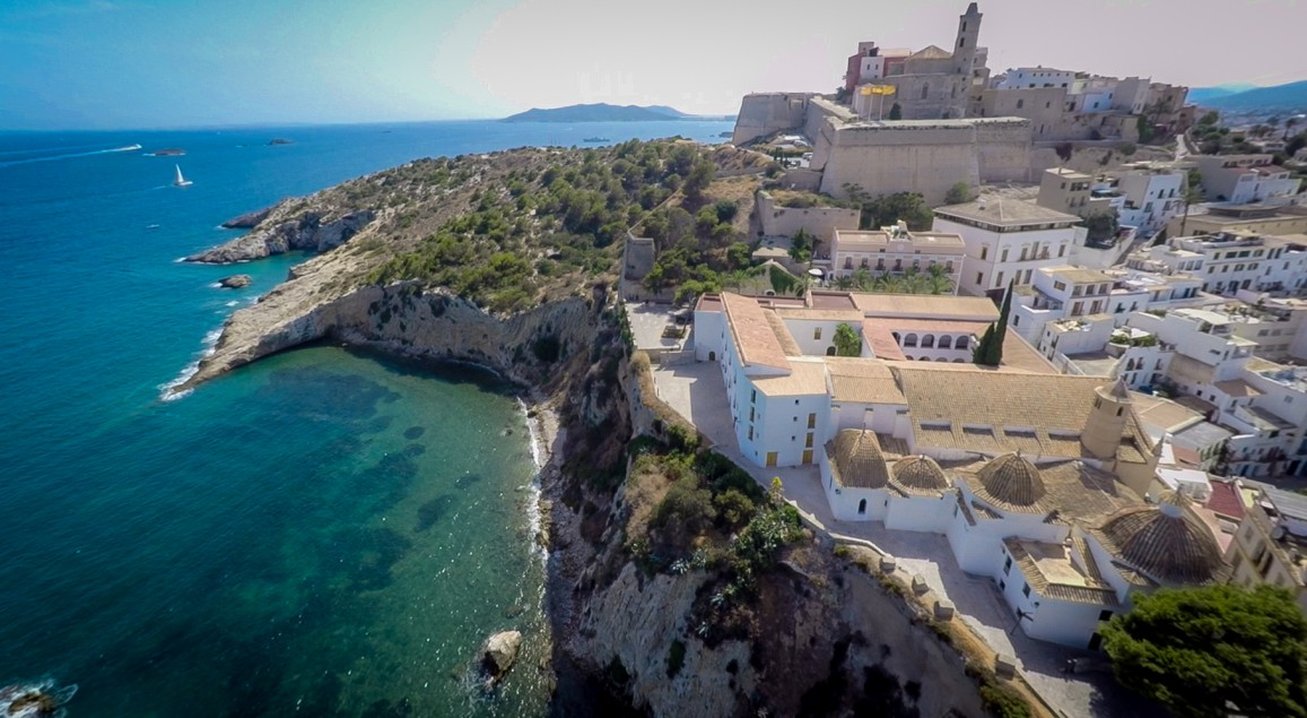 Mirador de Dalt Vila Relais Chateaux 40/47