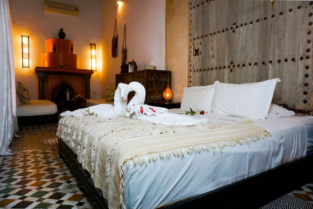 Riad Nora 8/61