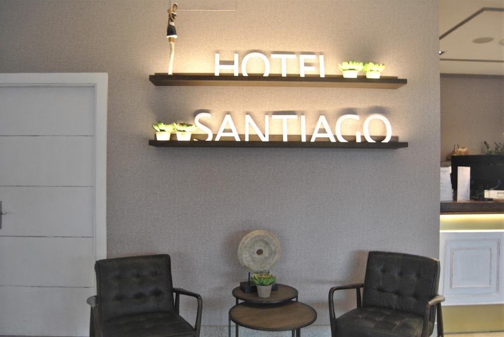 Hotel Santiago Leon 6/50