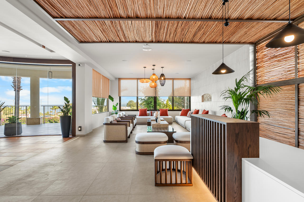 Kouros Palace Active Lifestyle Hotel 116/157