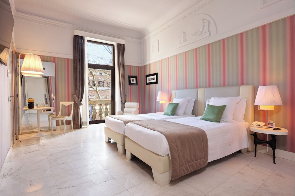 Grand Hotel Palace Rome 24/90