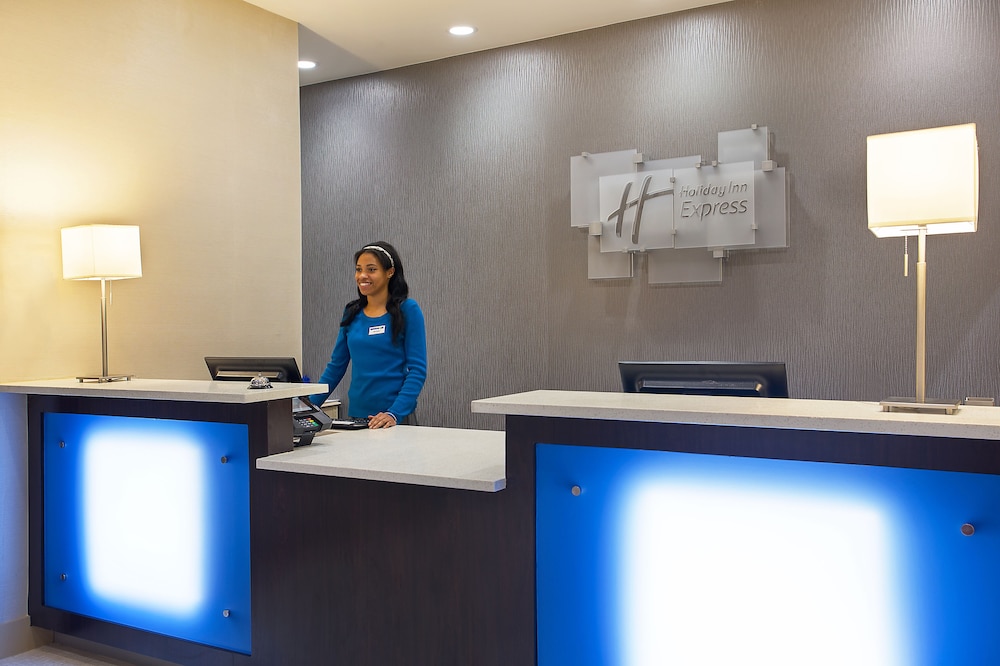 Holiday Inn Express Berea 12/44