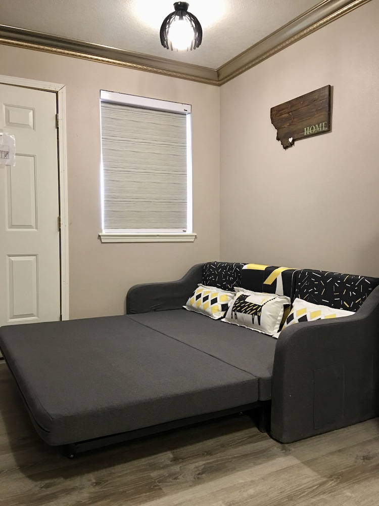 Lake View Suites Yellowstone 7/39